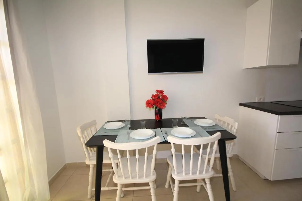 Las Americas - 2 Bedrooms - Flayla-A Arona  Arona (Tenerife)